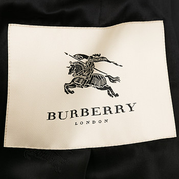 бирка Пальто Burberry