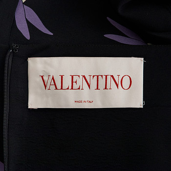 бирка Платье Valentino