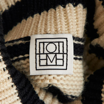 бирка Свитер Toteme