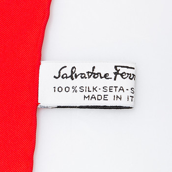 бирка Платок Salvatore Ferragamo