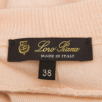 бирка Джемпер Loro Piana