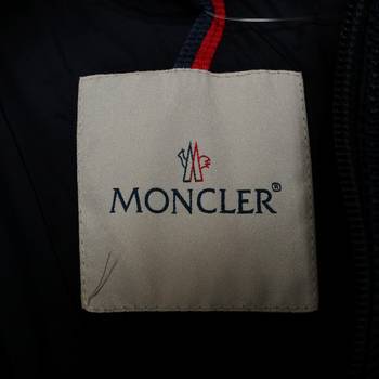 бирка Пальто Moncler