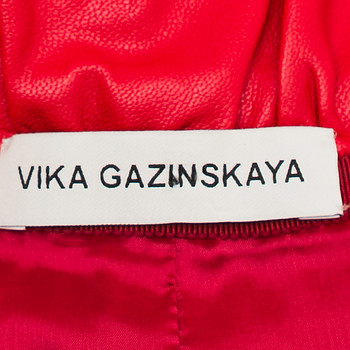 бирка Брюки Vika Gazinskaya