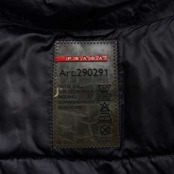 бирка Жилет Prada