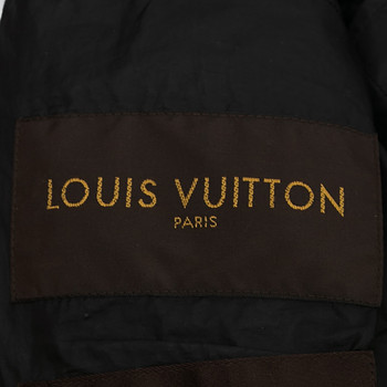 бирка Куртка Louis Vuitton