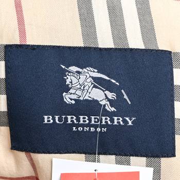 бирка Легкая куртка Burberry
