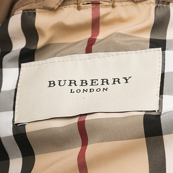 бирка Куртка Burberry