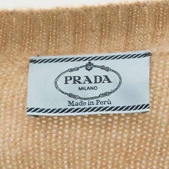 бирка Свитер Prada