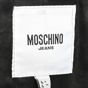 бирка Пальто Moschino Jeans
