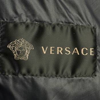 бирка Пуховик Versace
