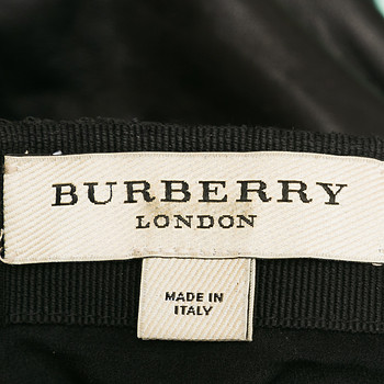 бирка Юбка Burberry