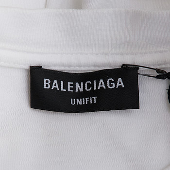 бирка Футболка Balenciaga