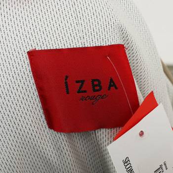 бирка Пальто IZBA rouge