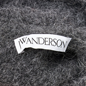 бирка Свитер JW Anderson