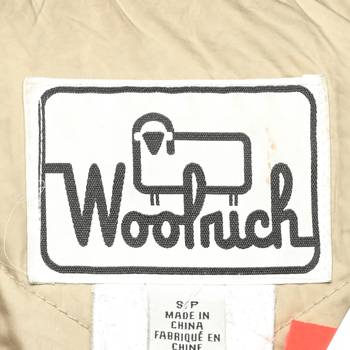 бирка Пуховик Woolrich