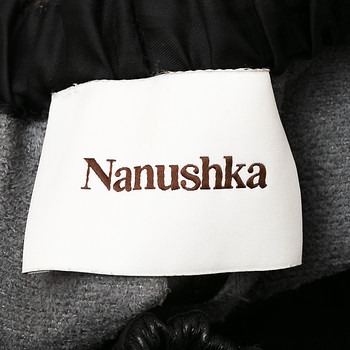 бирка Шорты Nanushka