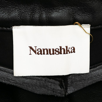 бирка Брюки Nanushka