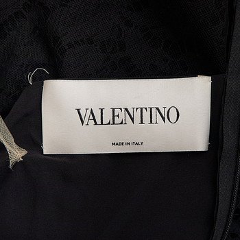 бирка Платье Valentino