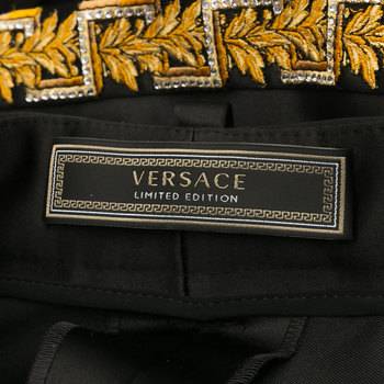 бирка Шорты Versace