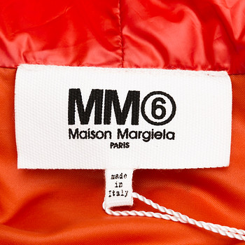 бирка Пуховик MM6 Maison Margiela