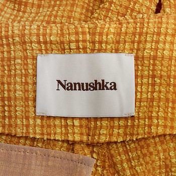 бирка Брюки Nanushka