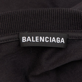 бирка Футболка Balenciaga