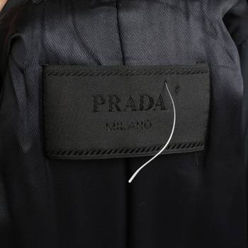 бирка Куртка Prada