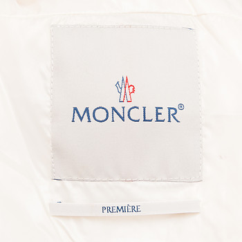 бирка Куртка Moncler