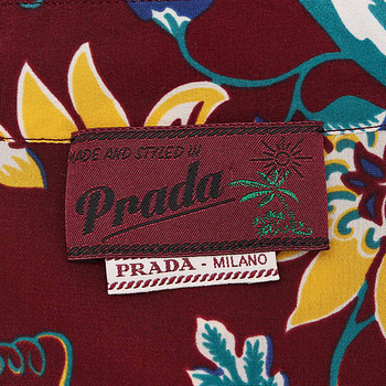 бирка Блуза Prada