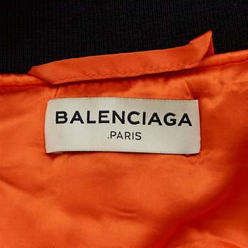бирка Бомбер Balenciaga