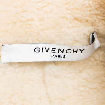бирка Пальто Givenchy