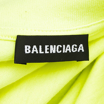 бирка Футболка Balenciaga