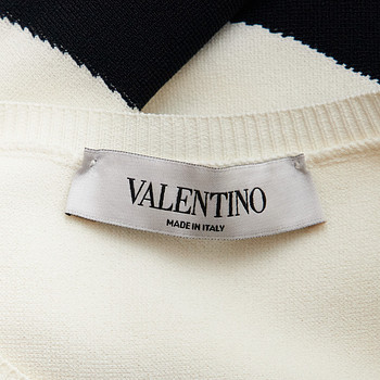 бирка Платье Valentino