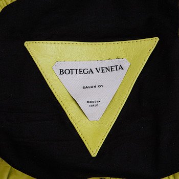 бирка Шорты Bottega Veneta