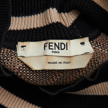бирка Костюм Fendi