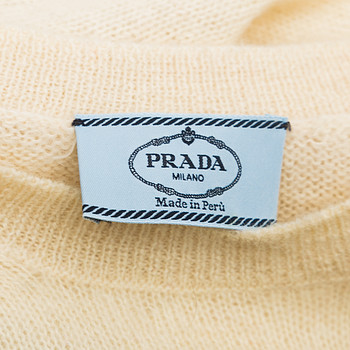 бирка Джемпер Prada