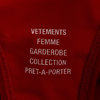 бирка Платье Vetements
