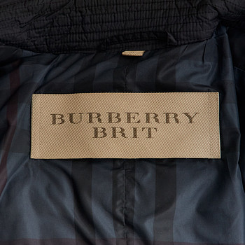 бирка Куртка Burberry Brit