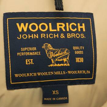 бирка Пуховик Woolrich