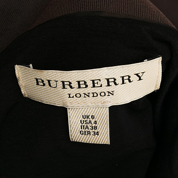 бирка Платье Burberry