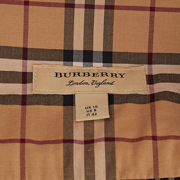 бирка Платье Burberry