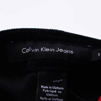 бирка Брюки Calvin Klein Jeans