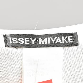 бирка Майка Issey Miyake