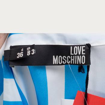 бирка Платье Love Moschino