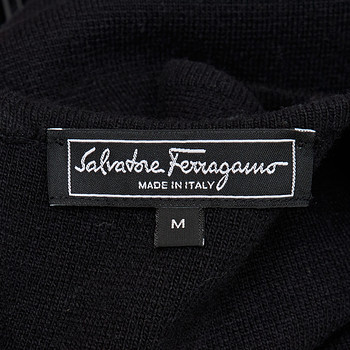 бирка Платье Salvatore Ferragamo