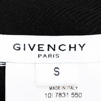 бирка Джемпер Givenchy