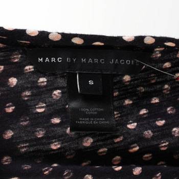 бирка Лонгслив Marc by Marc Jacobs