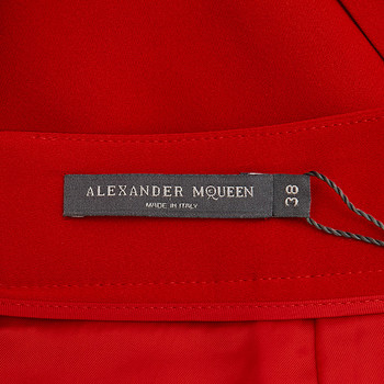 бирка Шорты Alexander McQueen