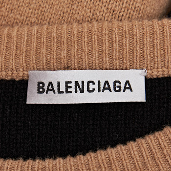 бирка Свитер Balenciaga
