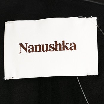 бирка Платье Nanushka